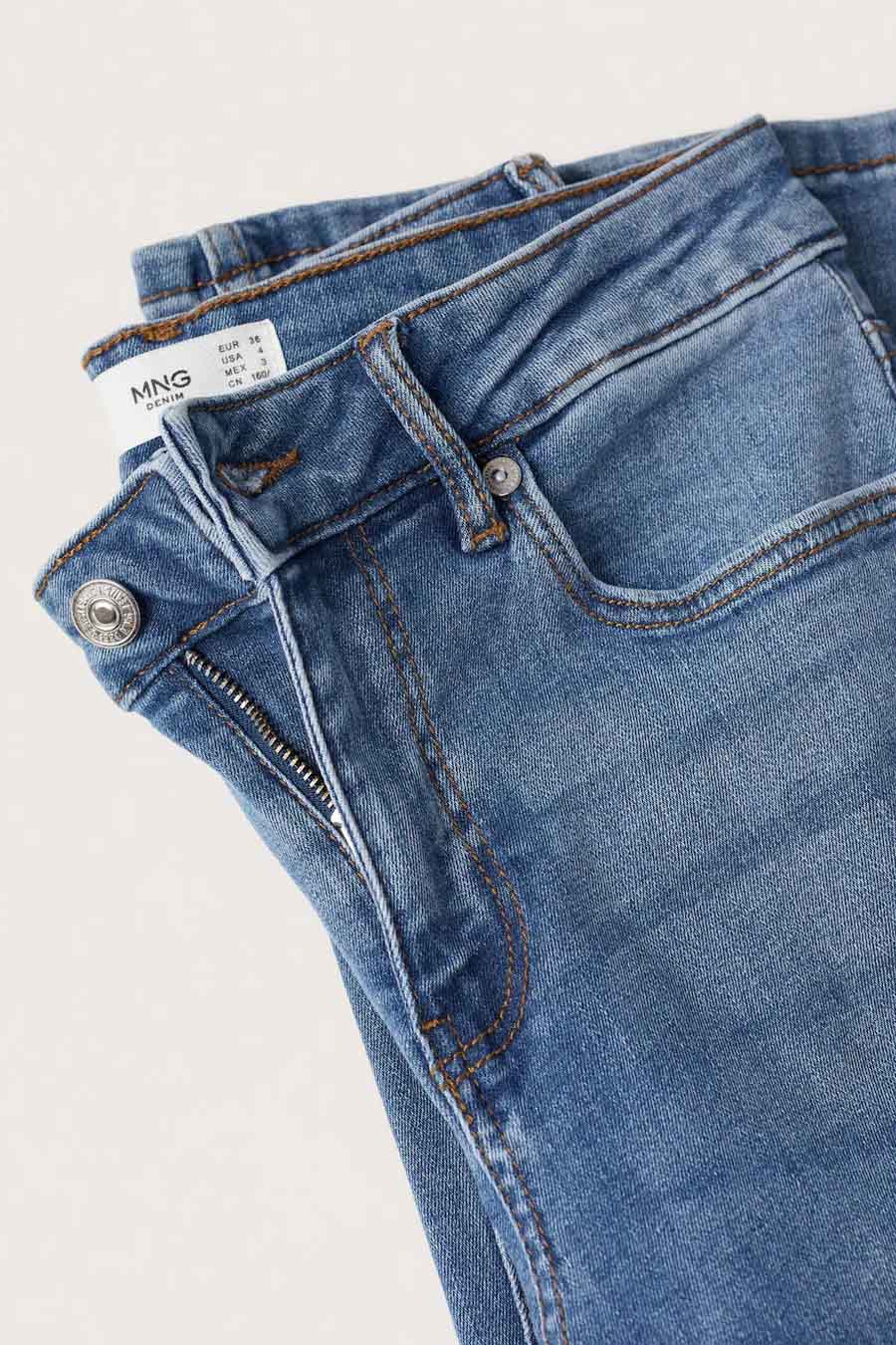 Jeans flared Mid blue denim - Mango