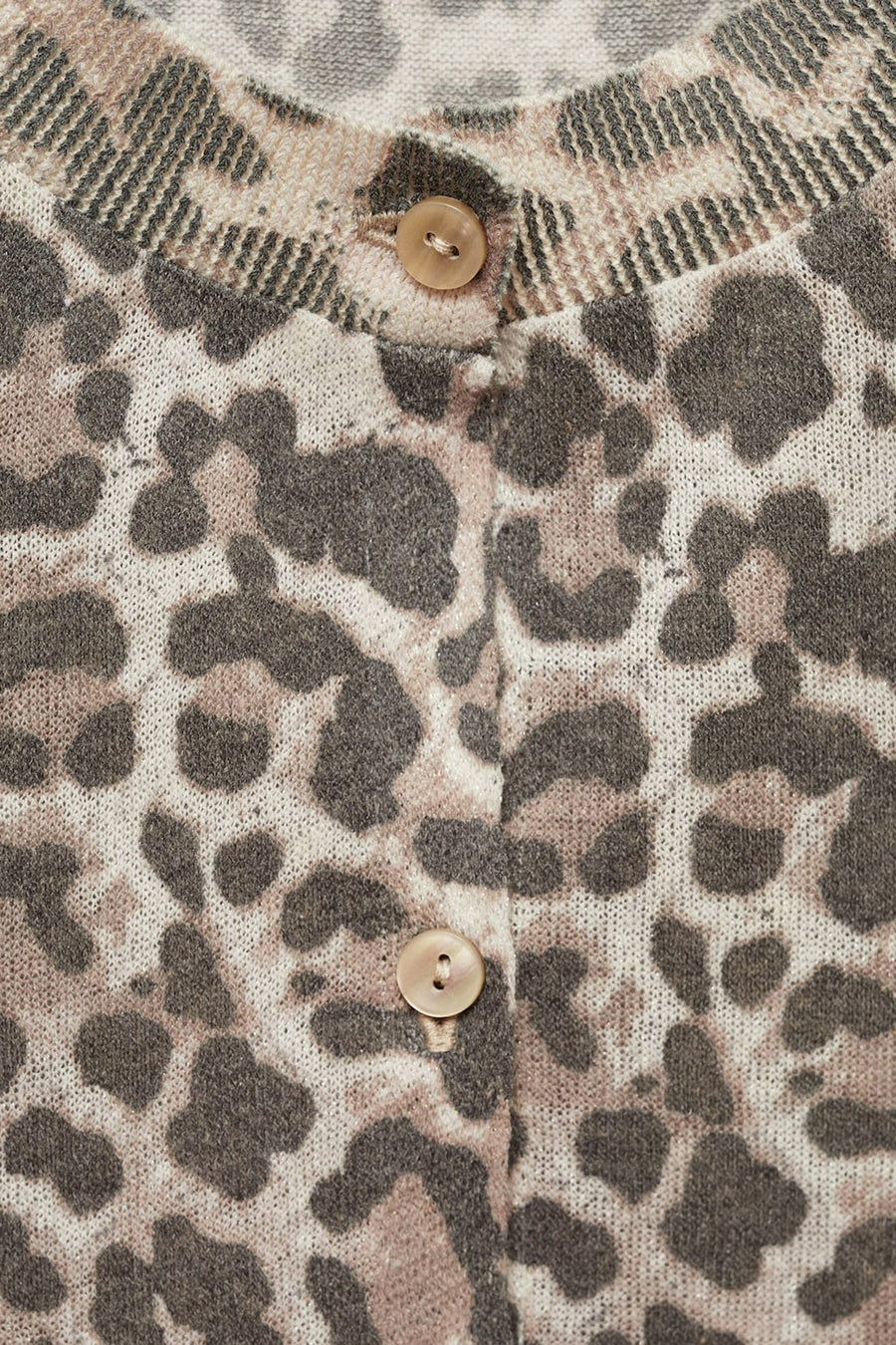 Cardigan Bruin - Mango