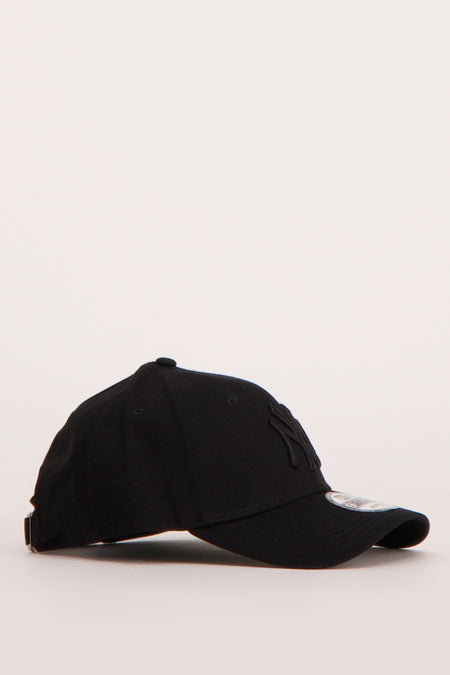 Pet Zwart - NEW ERA