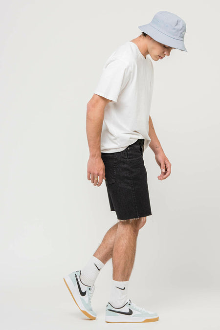 Short Zwart - KAOTIKO