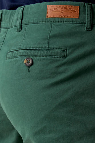 Short Groen - Bruce & Butler